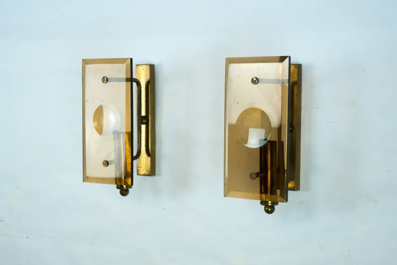 Pamono Mid-Century Modern Glass and Brass Sconces, 1960s, Set of 2> Wall Lights & Sconces