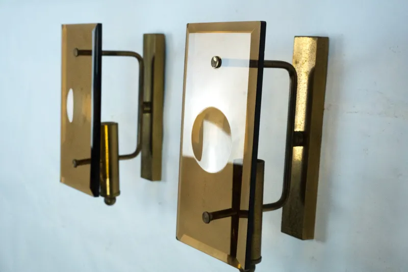 Pamono Mid-Century Modern Glass and Brass Sconces, 1960s, Set of 2> Wall Lights & Sconces