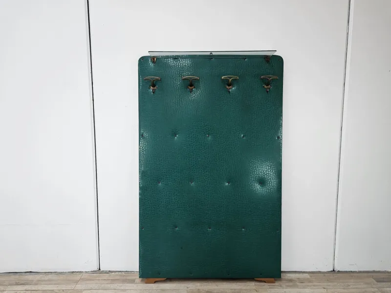 Pamono Mid-Century Modern Green Skai Coat Stand with Brass Hangers, 1950> Racks, Hooks & Valets