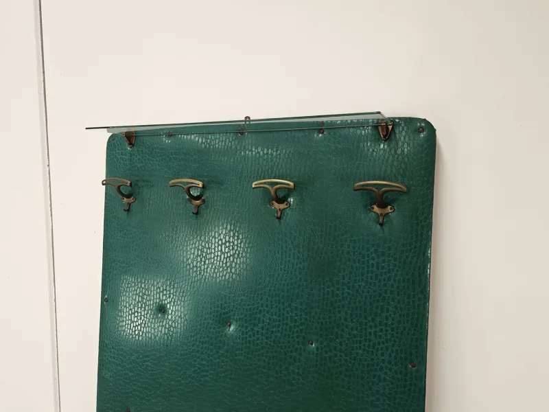 Pamono Mid-Century Modern Green Skai Coat Stand with Brass Hangers, 1950> Racks, Hooks & Valets