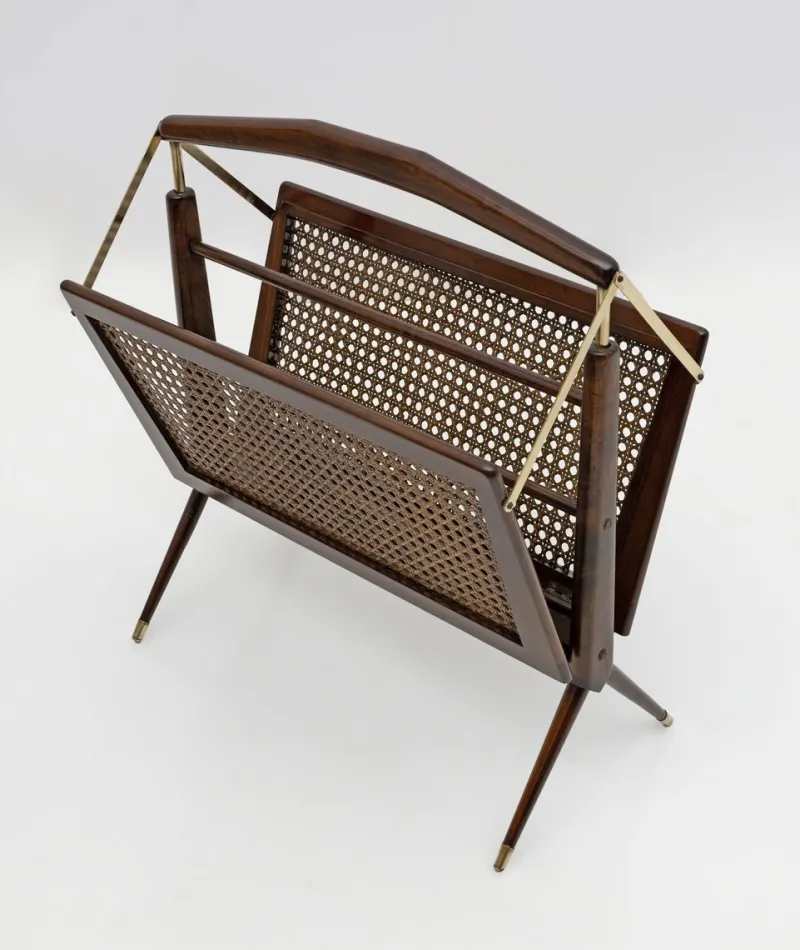 Pamono Mid-Century Modern Italian Wicker and Brass Magazine Rack by Cesare Lacca, 1950s> Magazine Racks