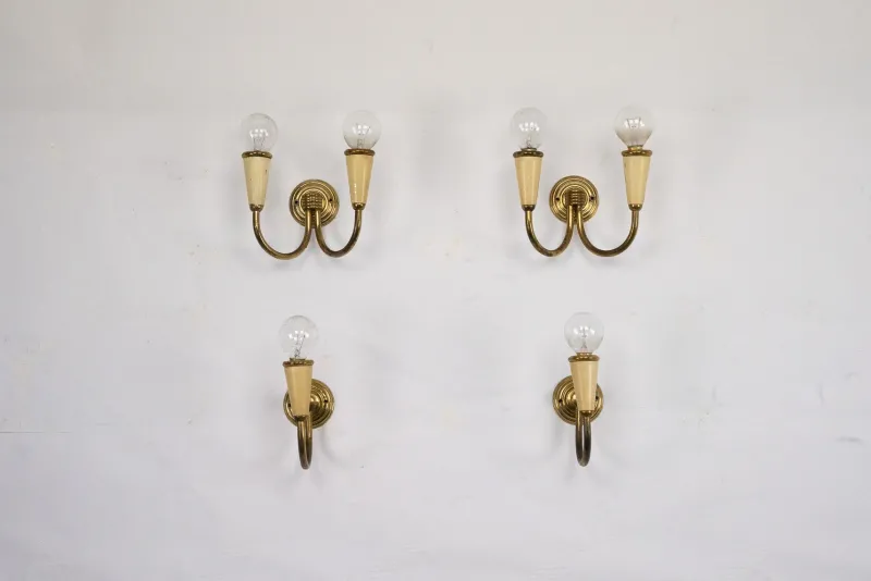 New Pamono Mid-Century Modern Italian Sconces in Lacquer and Brass, 1960s, Set of 4