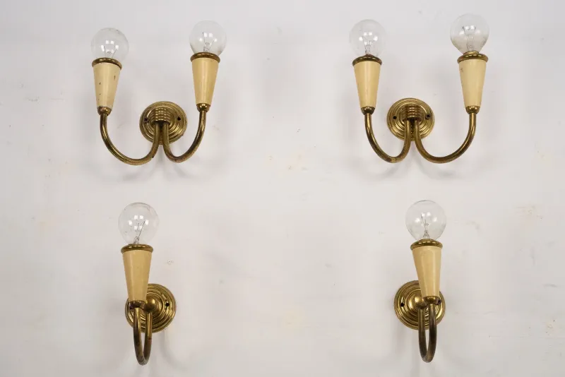 New Pamono Mid-Century Modern Italian Sconces in Lacquer and Brass, 1960s, Set of 4