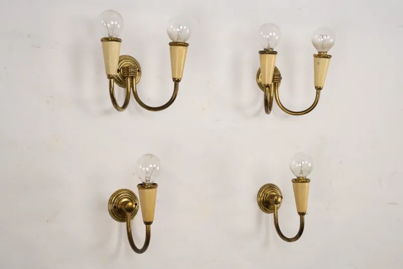 New Pamono Mid-Century Modern Italian Sconces in Lacquer and Brass, 1960s, Set of 4