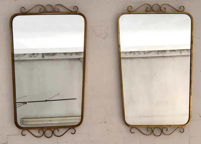 Pamono Midcentury Modern Italian Brass Wall Mirrors, 1970s, Set of 2> Mirrors