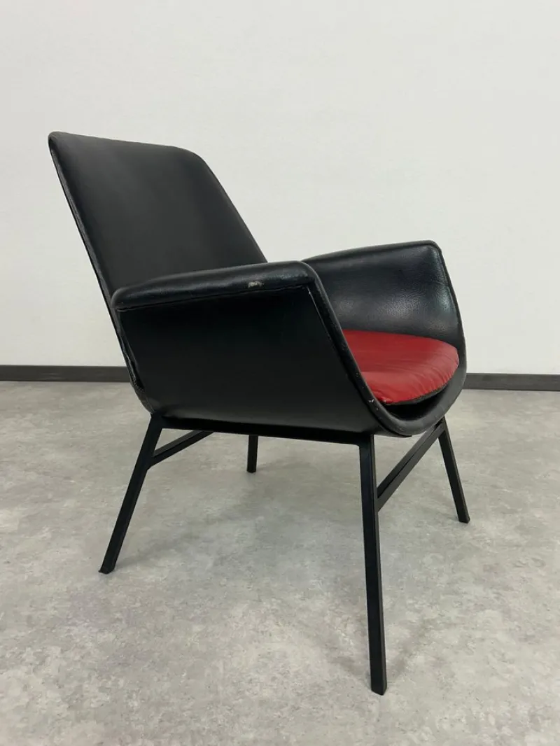 Pamono Mid-Century Modern Leather Seating Group by Gastone Rinaldi, 1970s, Set of 4> Living Room Sets