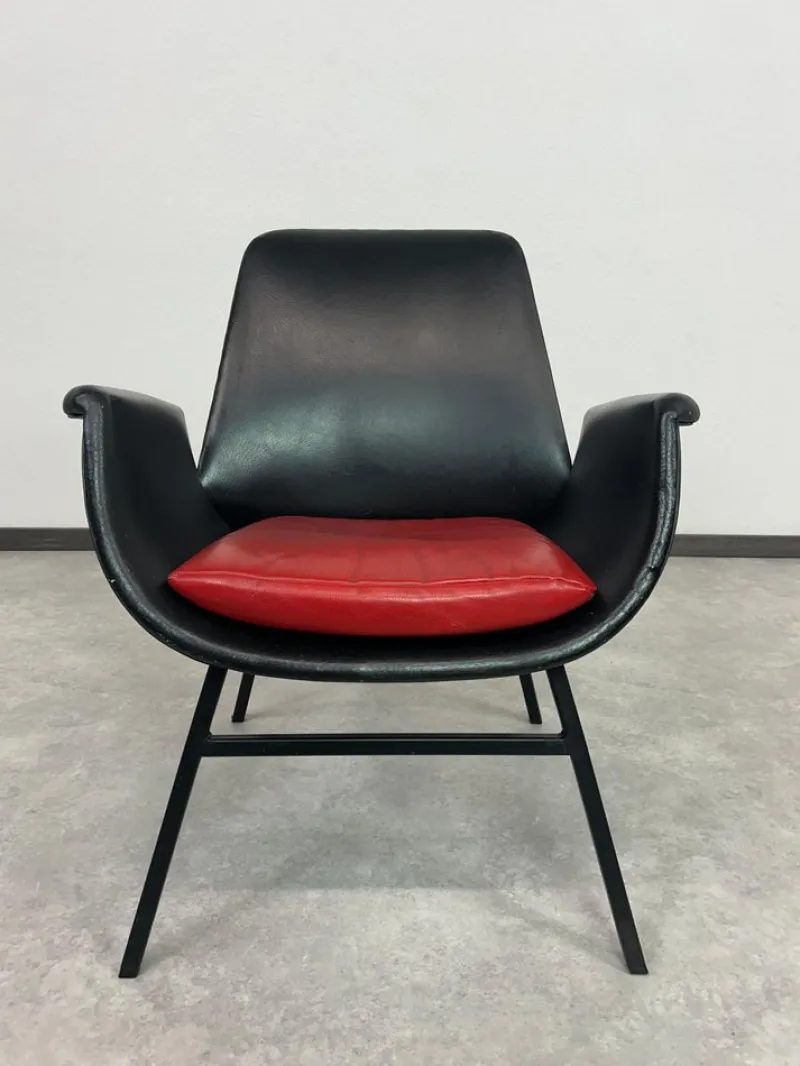 Pamono Mid-Century Modern Leather Seating Group by Gastone Rinaldi, 1970s, Set of 4> Living Room Sets