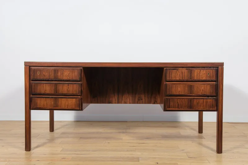 New Pamono Mid-Century Modern Model 77 Freestanding Desk in Teak from Omann Jun, 1960s