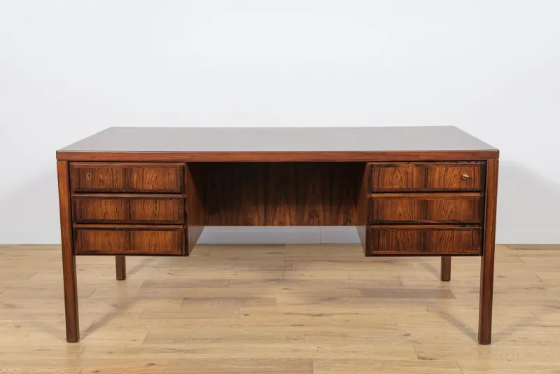 New Pamono Mid-Century Modern Model 77 Freestanding Desk in Teak from Omann Jun, 1960s