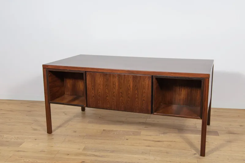 New Pamono Mid-Century Modern Model 77 Freestanding Desk in Teak from Omann Jun, 1960s