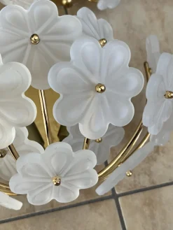 Pamono Mid-Century Modern Murano Glass Flower Wall Lamps, 1960s, Set of 2><noscript><img width=