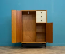 Pamono Mid-Century Modern Oak Wardrobe from G-Plan, 1960s> Cabinets & Wardrobes