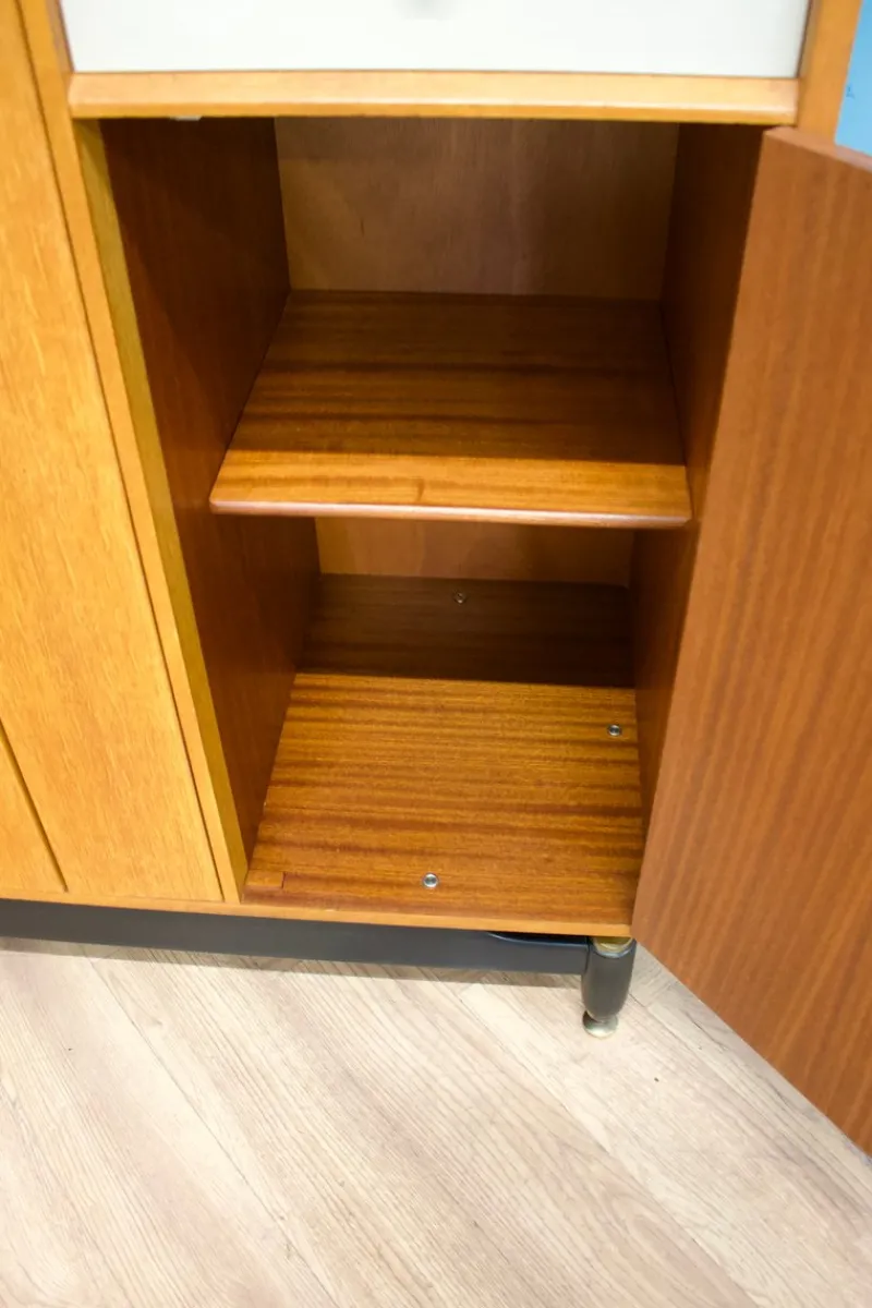 Pamono Mid-Century Modern Oak Wardrobe from G-Plan, 1960s> Cabinets & Wardrobes