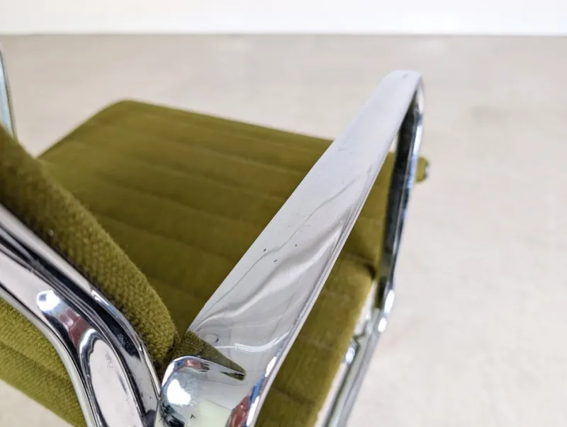 Pamono Midcentury Modern Office Chair by Charles & Ray Eames for Herman Miller> Office Chairs