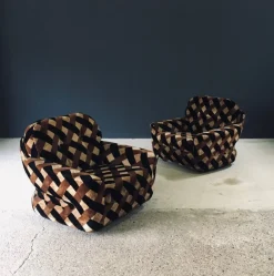 Pamono Mid-Century Modern Op Art Psychedelic Lounge Chairs, Italy, 1970s, Set of 2> Lounge Chairs & Armchairs