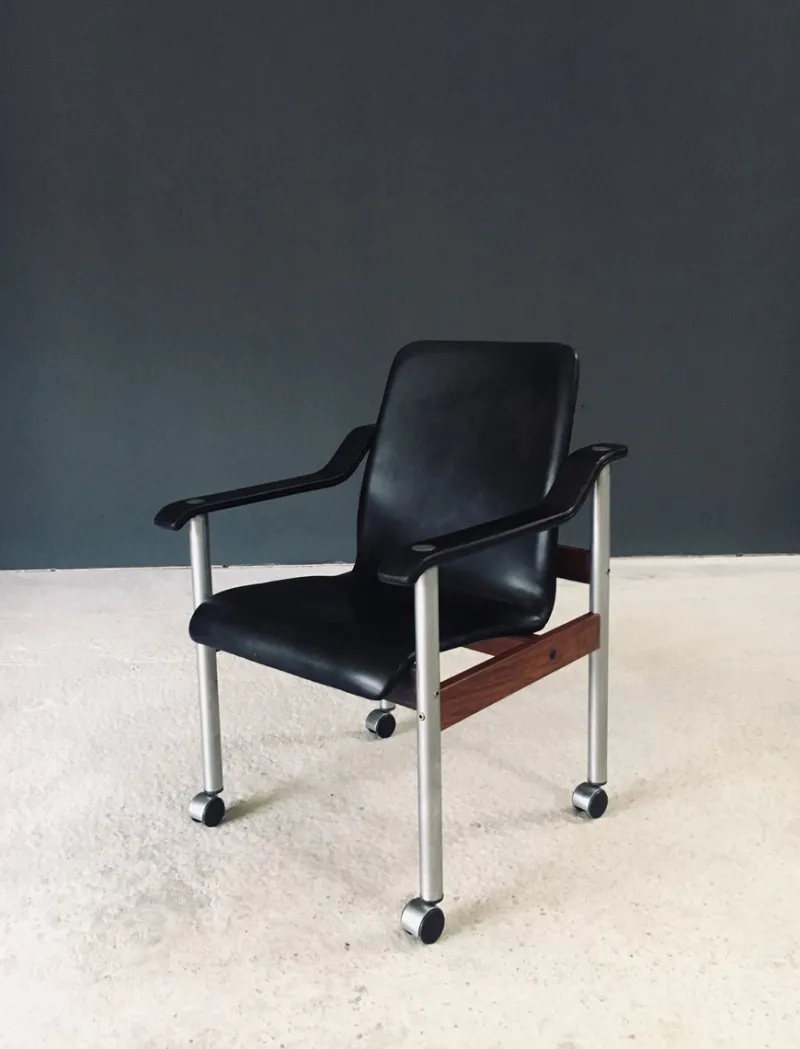 Pamono Mid-Century Modern Scandinavian Office Chair from Dyrlund, Denmark, 1960s> Office Chairs