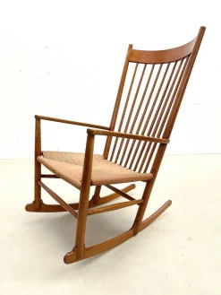 Pamono Mid-Century Modern Scandinavian Model J16 Rocking Chair attributed to Hans Wegner, 1960s><noscript><img width=