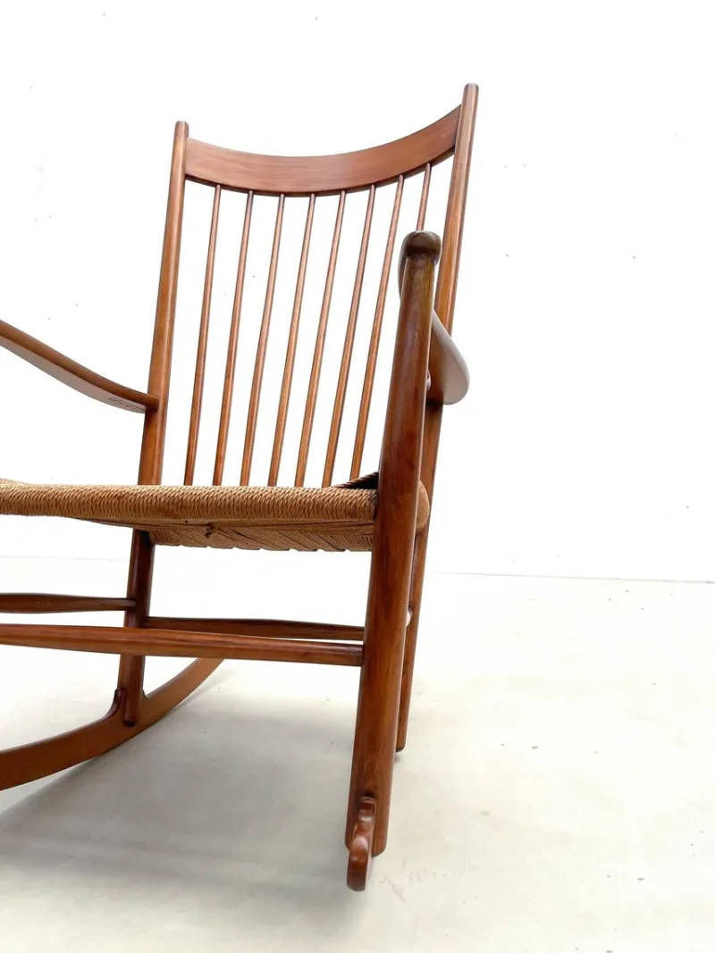 Pamono Mid-Century Modern Scandinavian Model J16 Rocking Chair attributed to Hans Wegner, 1960s> Rocking Chairs