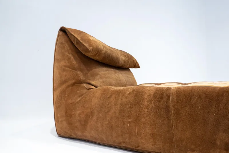 Pamono Mid-Century Modern Suede Bambole Daybed by Mario Bellini for C&b Italia, 1970s> Daybeds & Chaises Lounges