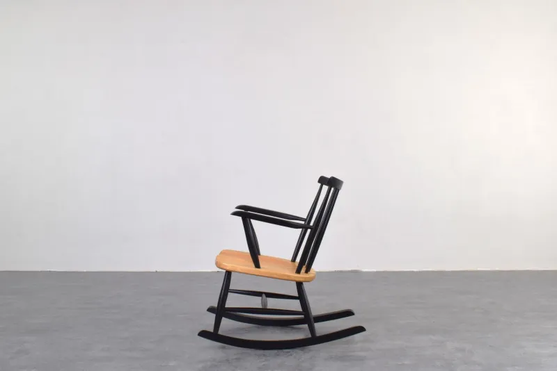 Pamono Mid-Century Modern Swedish Rocking Chair, 1960s> Rocking Chairs