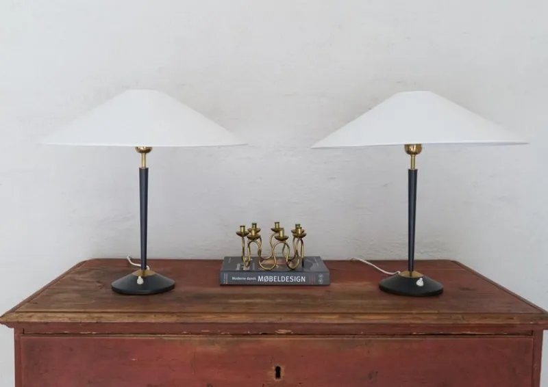 Online Pamono Mid-Century Modern Table Lamps in Brass and Cast Iron from Asea, 1950s, Set of 2