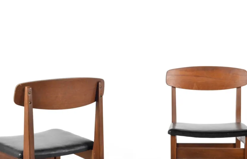 Pamono Mid-Century Modern Teak and Leatherette Dining Chairs, 1960s, Set of 4