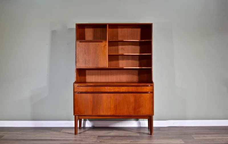 Pamono Mid-Century Modern Teak Secretaire from McIntosh, 1960s> Secretaires