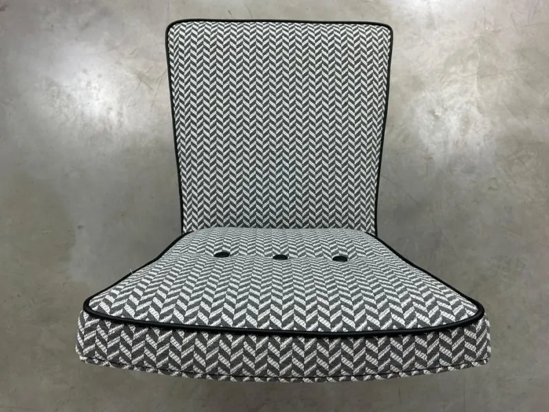 Sale Pamono Mid-Century Modern Tubular Steel Chair by Jozsef Peresztegi, 1970s