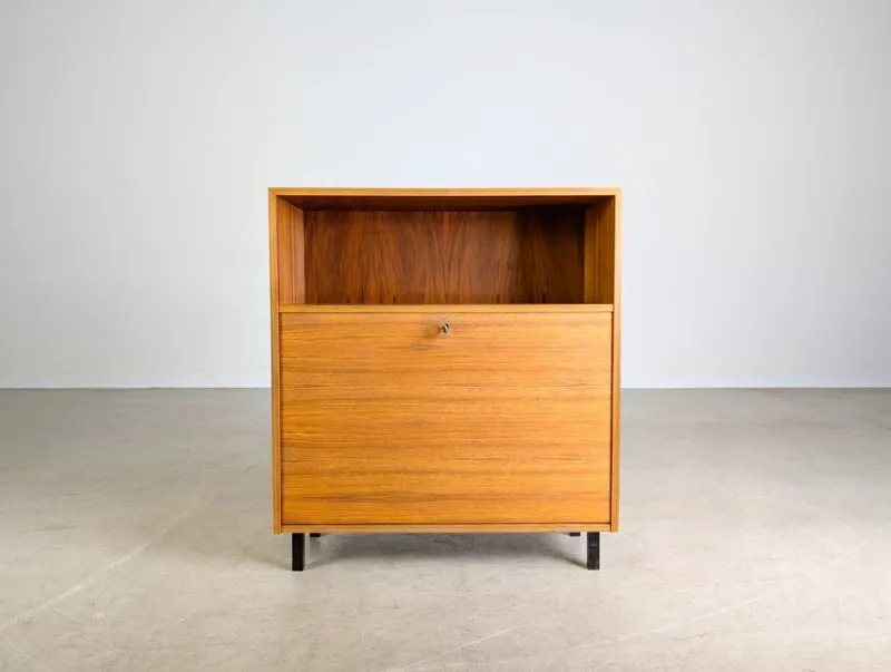 Pamono Mid-Century Modern Walnut Sideboard> Sideboards & Buffets