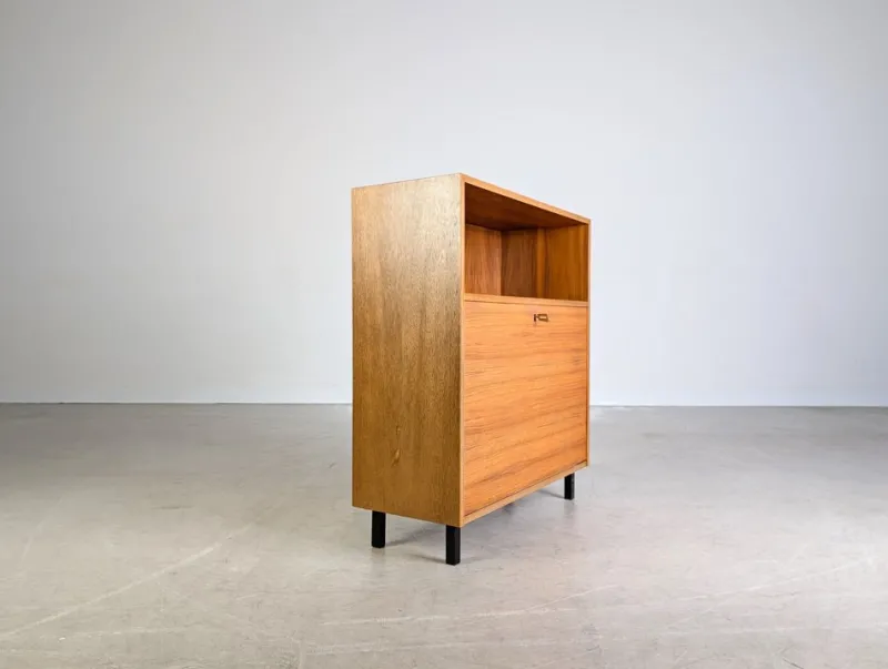 Pamono Mid-Century Modern Walnut Sideboard> Sideboards & Buffets