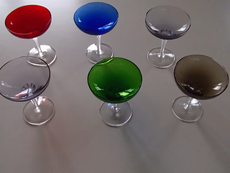 Pamono Mid-Century Murano Glass Colored Glasses, Set of 6> Glassware