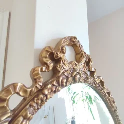 New Pamono Mid-Century Oval Gilt Wood Ornate Wall Mirror, 1950s
