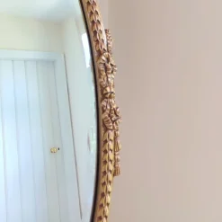 New Pamono Mid-Century Oval Gilt Wood Ornate Wall Mirror, 1950s