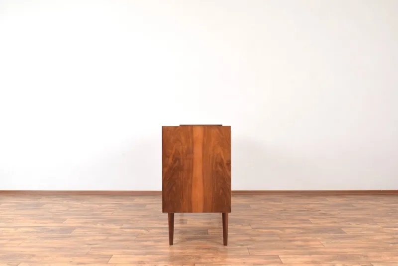 Hot Pamono Mid-Century Polish Walnut Sideboard from Bytom Furniture Factory, 1960s
