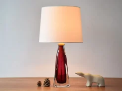 Pamono Mid-Century Red Crystal Glass Table Lamp by Carl Fagerlund for Orrefors, Sweden, 1960s> Table Lamps