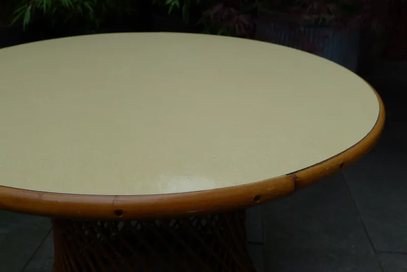Pamono Mid-Century Round Bamboo and Wicker Garden Table with Yellow Top> Garden Tables