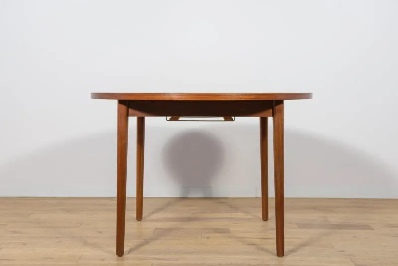 Sale Pamono Mid-Century Round Teak Dining Table by Nils Jonsson for Hugo Troeds, Sweden, 1960s