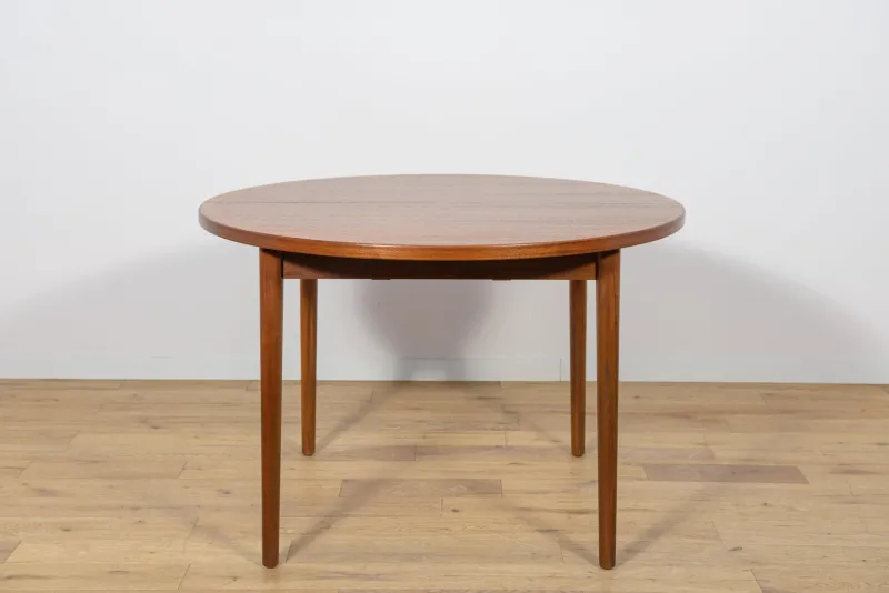 Sale Pamono Mid-Century Round Teak Dining Table by Nils Jonsson for Hugo Troeds, Sweden, 1960s