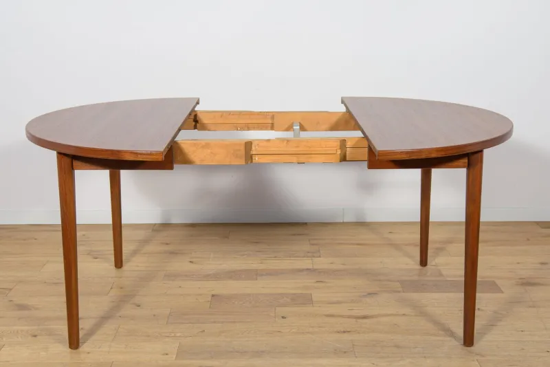 Sale Pamono Mid-Century Round Teak Dining Table by Nils Jonsson for Hugo Troeds, Sweden, 1960s