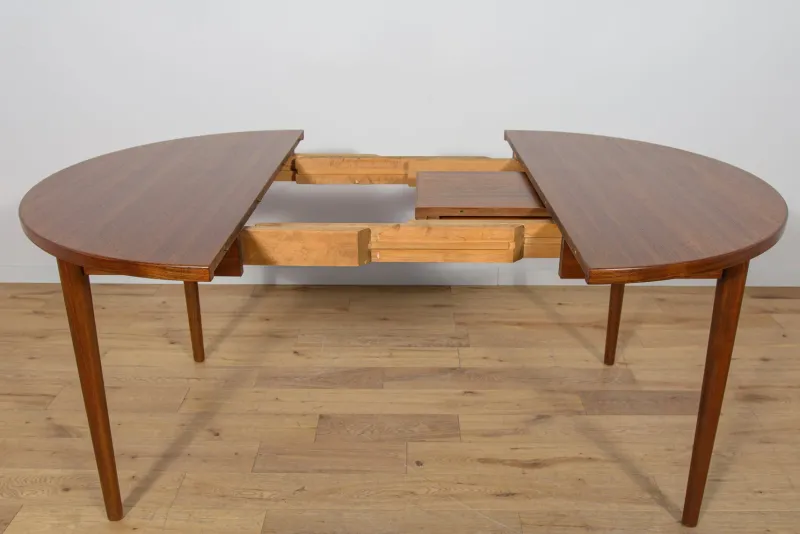 Sale Pamono Mid-Century Round Teak Dining Table by Nils Jonsson for Hugo Troeds, Sweden, 1960s