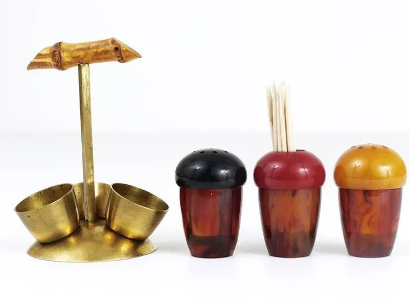 Pamono Mid-Century Salt & Pepper Toothpick Cruet Set by Richard Rohac, Austria, 1950s, Set of 4> Salt & Pepper Shakers