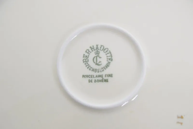 Pamono Mid-Century Serving Plate from Bernadotte Porcelain, 1960s> Serving Dishes