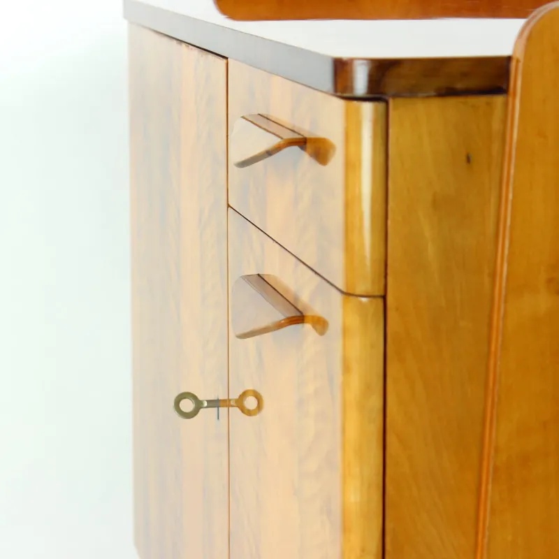 Sale Pamono Mid-Century Sideboard in Walnut Veneer from Tatra, Former Czechoslovakia, 1960s