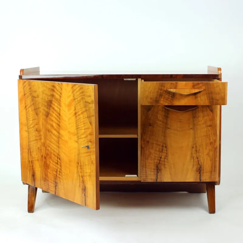 Sale Pamono Mid-Century Sideboard in Walnut Veneer from Tatra, Former Czechoslovakia, 1960s