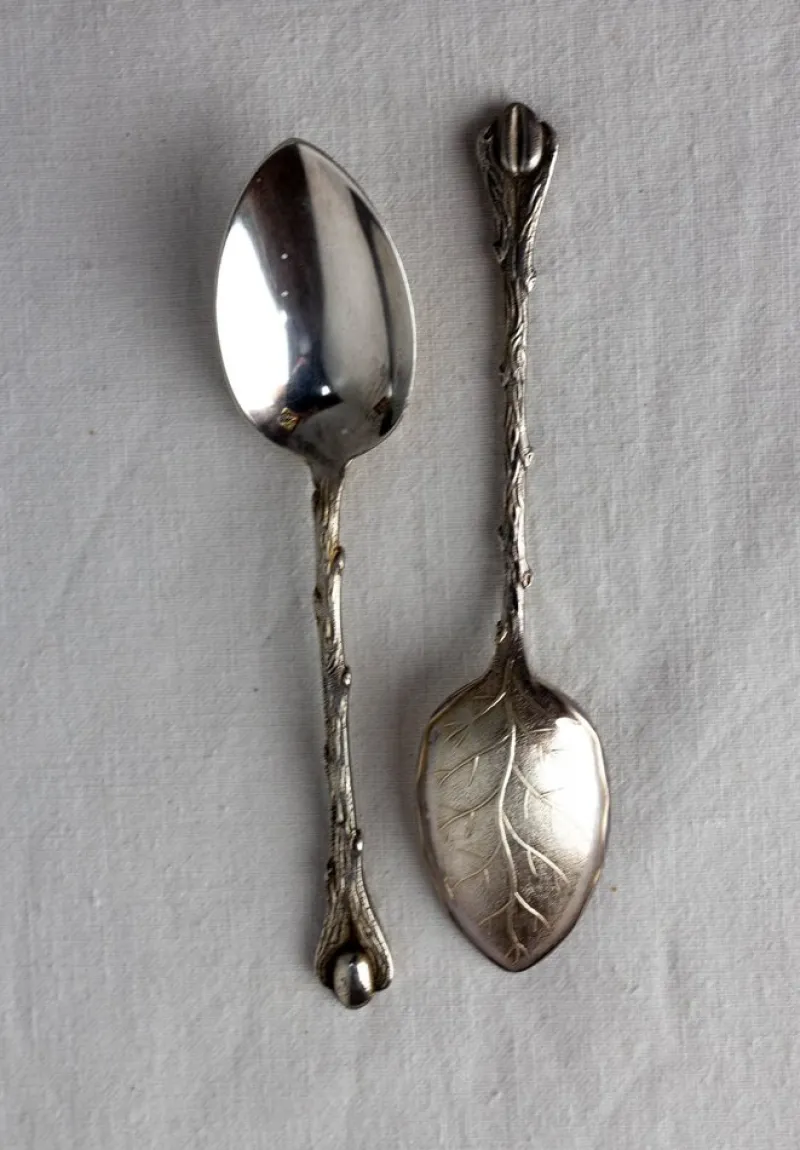 Pamono Mid-Century Silver Metal Coffee Spoons Tree-Leaf-Shaped, France, 1960s> Cutlery & Serving Utensils