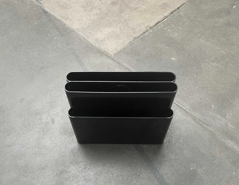 Pamono Mid-Century Space Age Model 4676 Magazine Holder by Giotto Stoppino for Kartell, 1970s> Magazine Racks