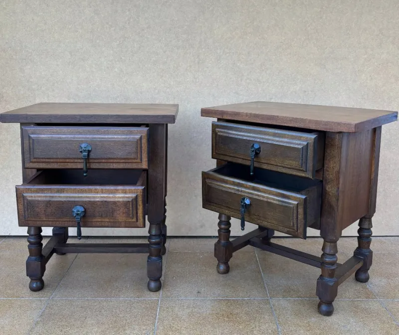 Pamono Mid-Century Spanish Bedside Tables with Drawers, 1950s, Set of 2> Nightstands