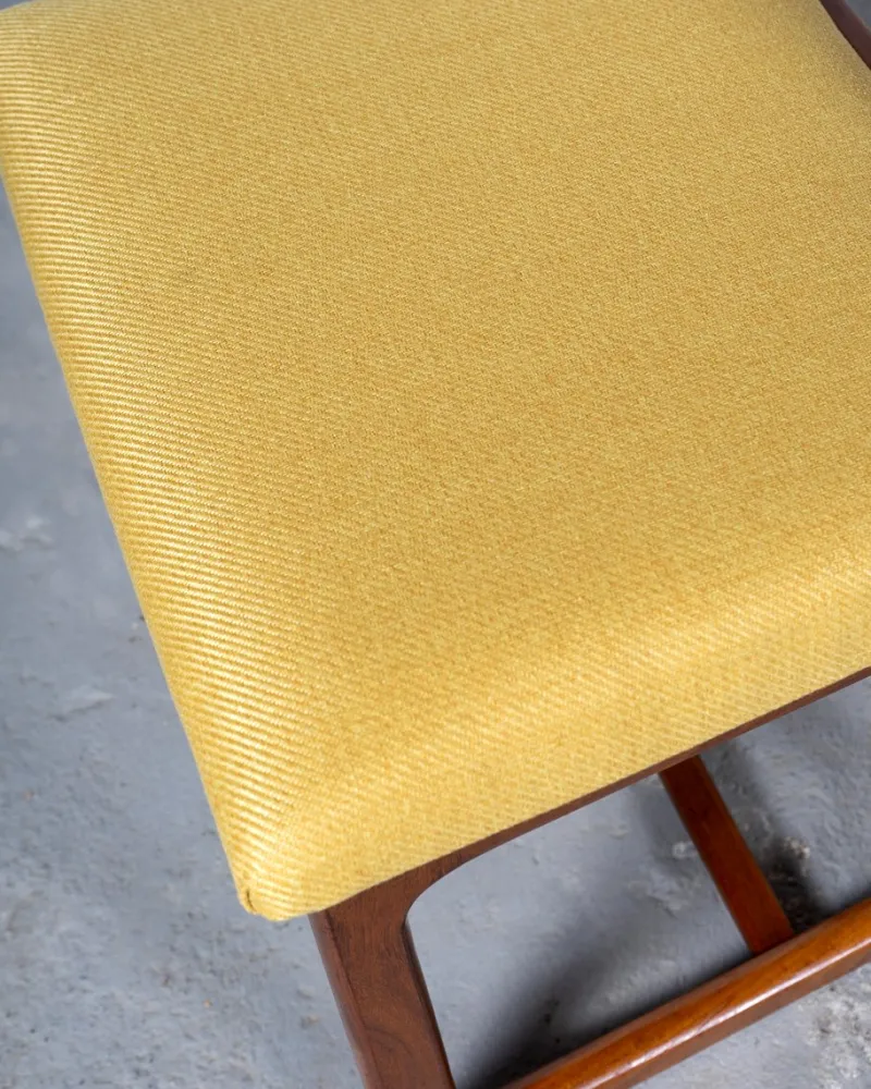 Pamono Mid-Century Teak Chairs attributed to A. Younger, 1970s, Set of 2> Side Chairs & Dining Chairs