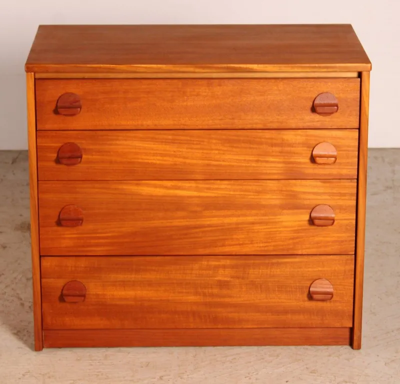Pamono Mid-Century Teak Chest of 4 Drawers from Stag, 1970s> Dressers, Commodes & Chests