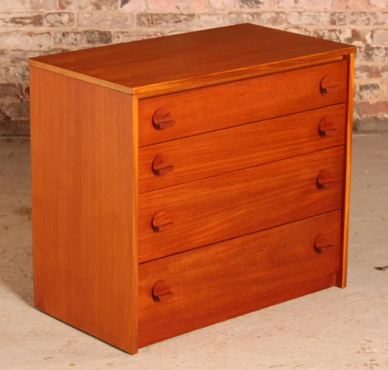 Pamono Mid-Century Teak Chest of 4 Drawers from Stag, 1970s> Dressers, Commodes & Chests